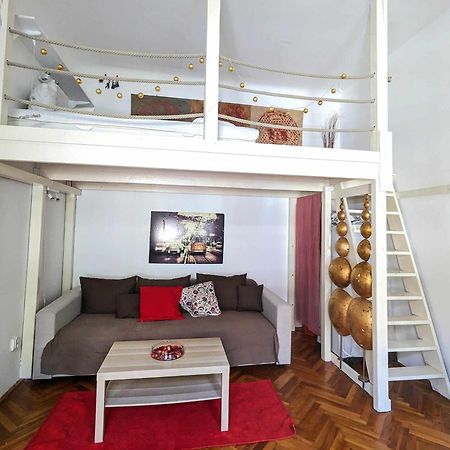 Gallery Flat In Party District 부다페스트 외부 사진