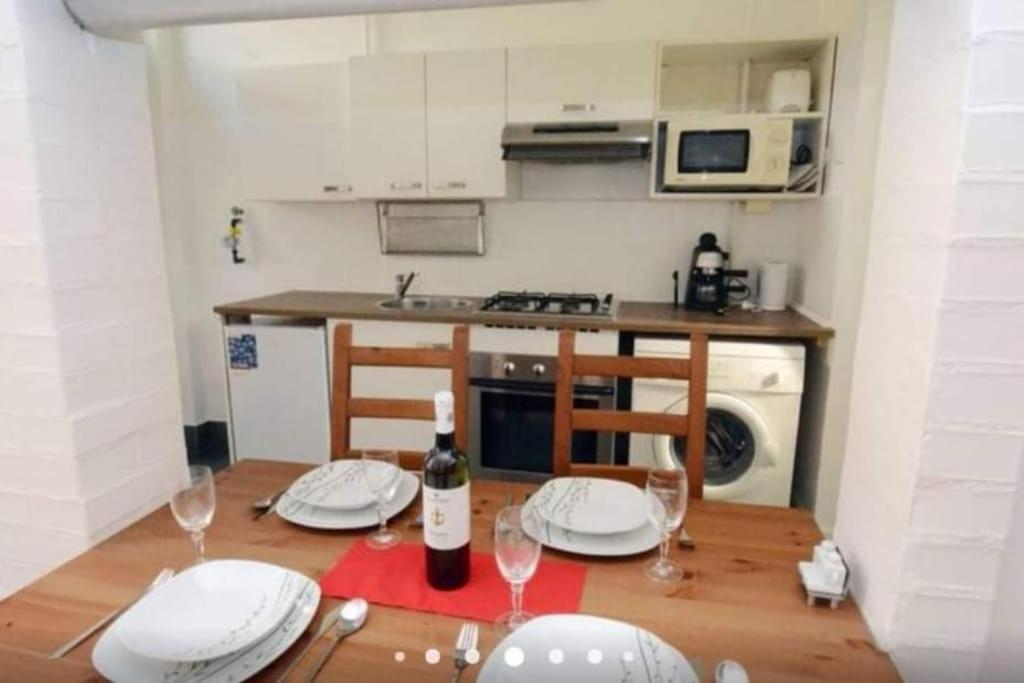 Gallery Flat In Party District 부다페스트 외부 사진