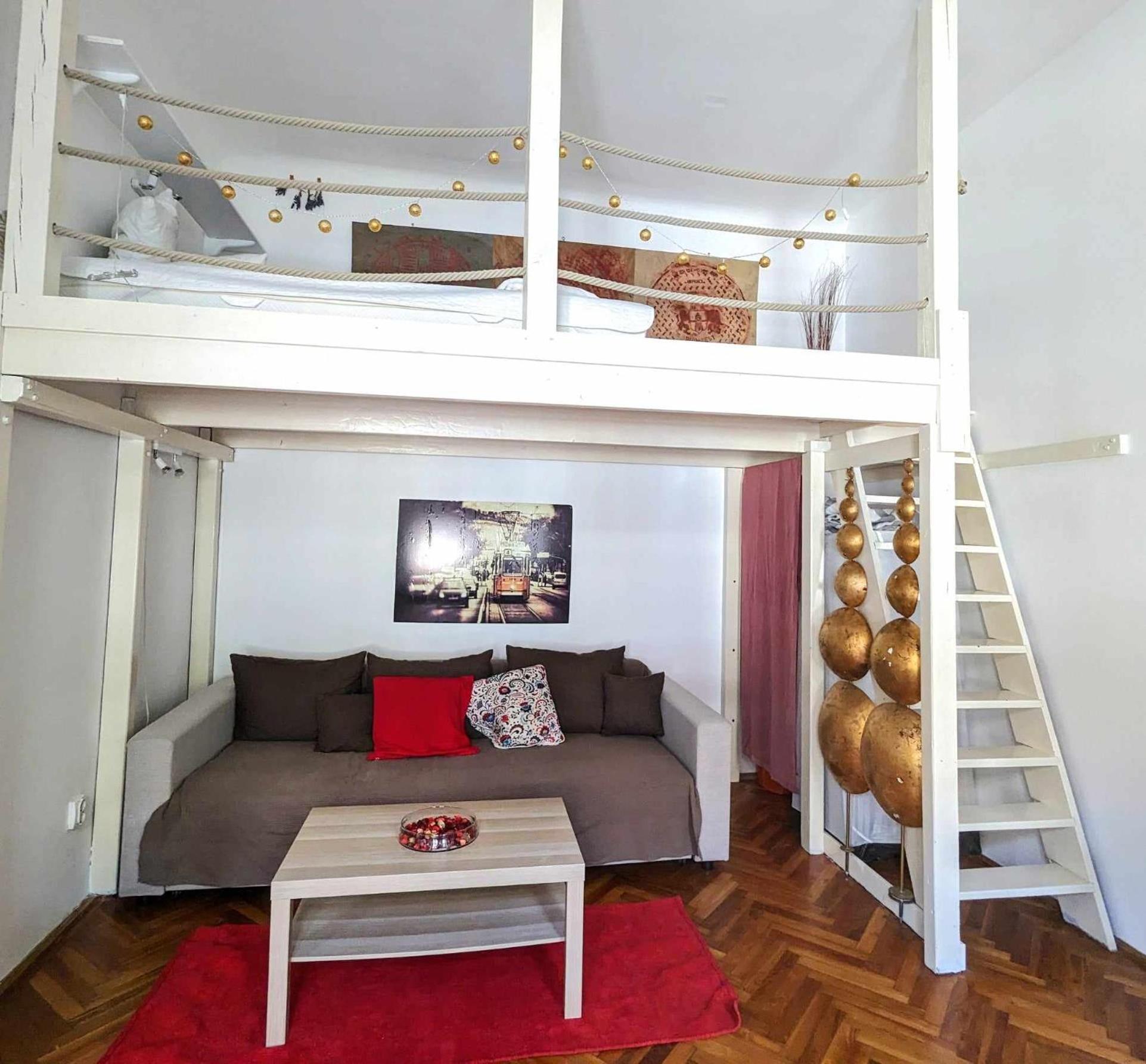 Gallery Flat In Party District 부다페스트 외부 사진